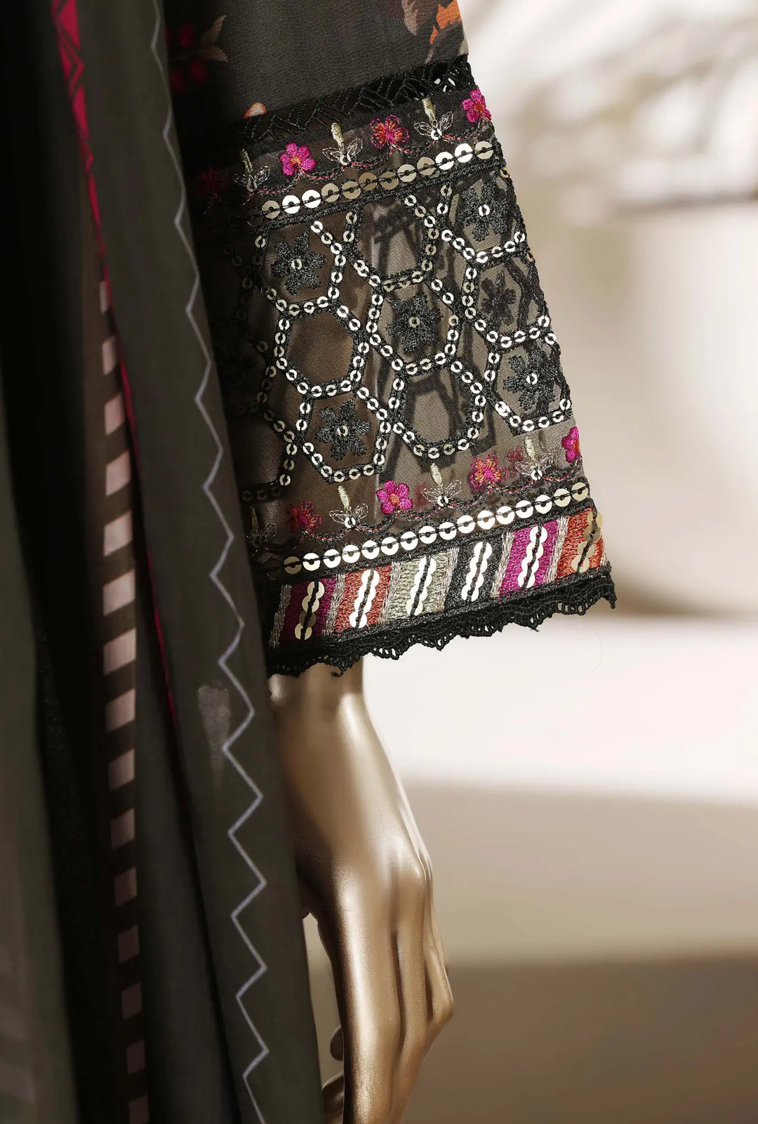 Olive Grove – 3-Piece Printed Unstitched Lawn Suit