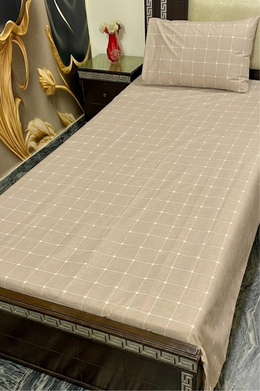 Minimalist Grid Single Cotton Bed Sheet