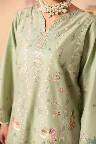Soft Pistachio Scalloped Festive Formal Wear