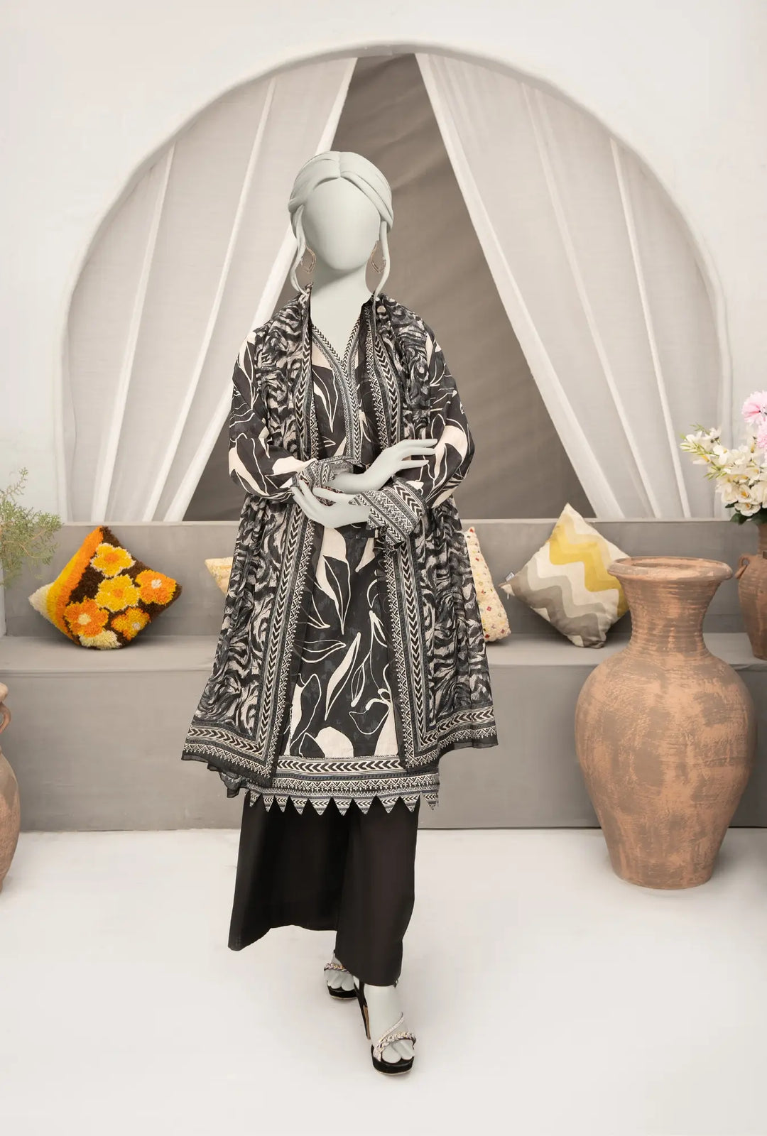 Onyx Abstract – 3-Piece Printed Unstitched Lawn Suit