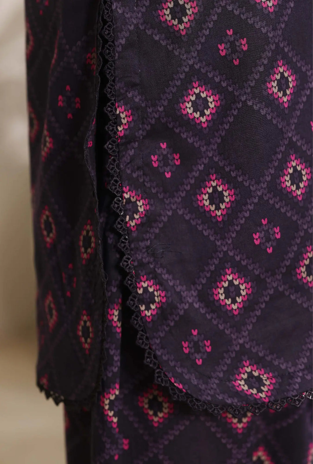Amethyst Geometry – 3-Piece Printed Unstitched Lawn Suit