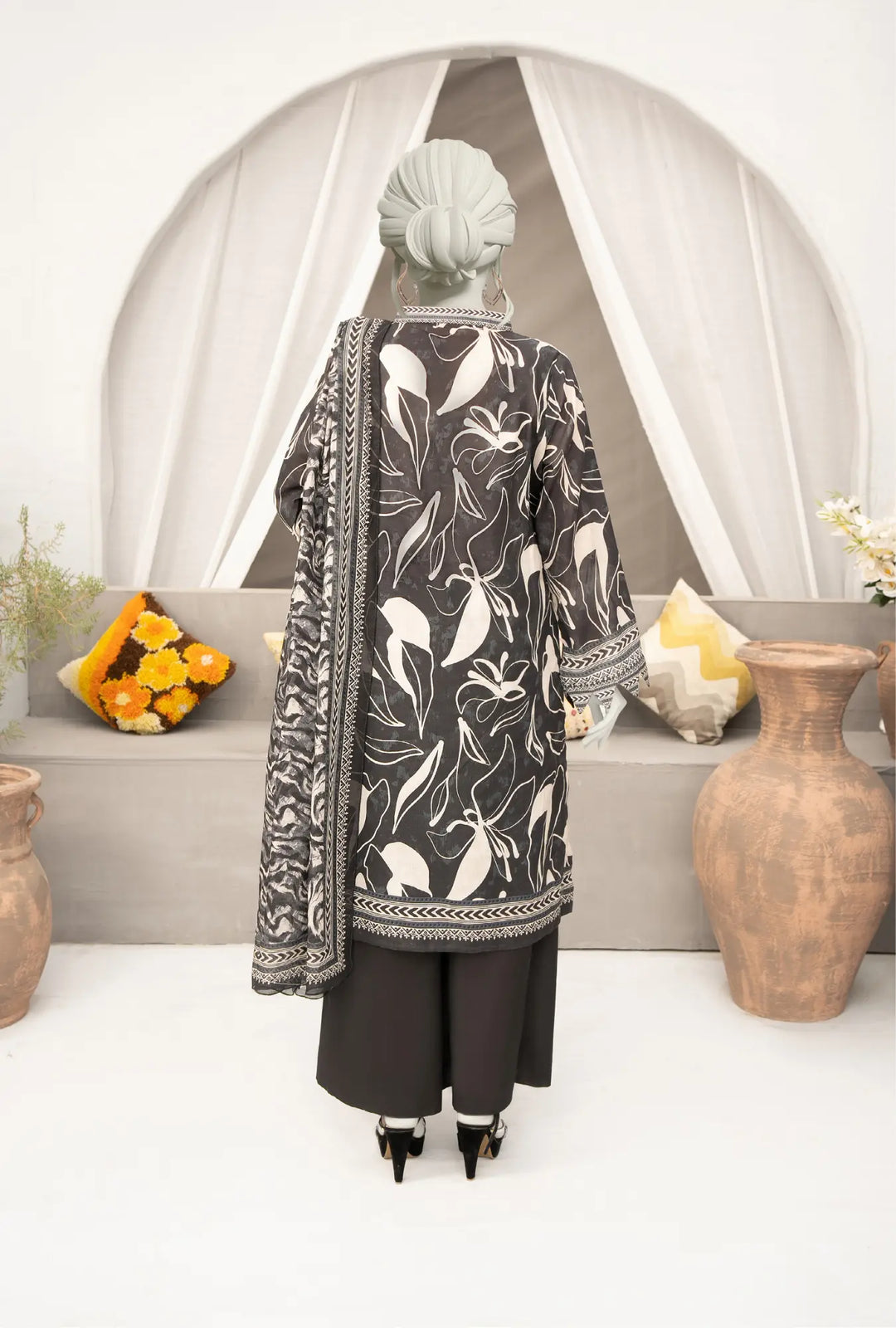 Onyx Abstract – 3-Piece Printed Unstitched Lawn Suit