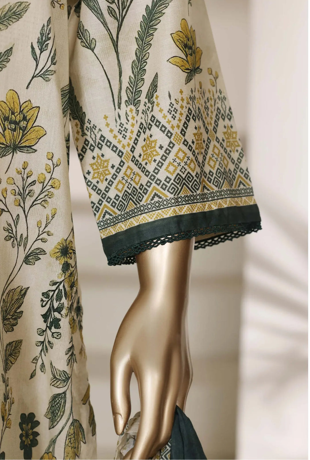 Teal Mosaic – 3-Piece Printed Unstitched Lawn Suit